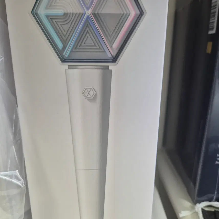 [BUNJANG] EXO Official Light Stick Version 3 (Sealed) / 미개봉/새상품/특전포카포함) 엑소 응원봉 버전 3 exo light stick
