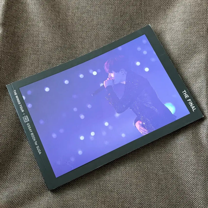 [BUNJANG] BTS Suga Essay Book Wings Wingpaf Wingpafcon (Photocard Not Included) / 방탄 슈가 에세이북 윙즈 윙파 윙파콘 (포카 미포함)