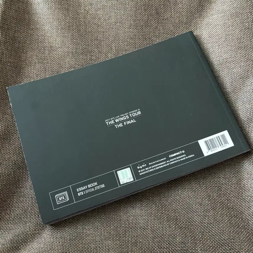 [BUNJANG] BTS Suga Essay Book Wings Wingpaf Wingpafcon (Photocard Not Included) / 방탄 슈가 에세이북 윙즈 윙파 윙파콘 (포카 미포함)