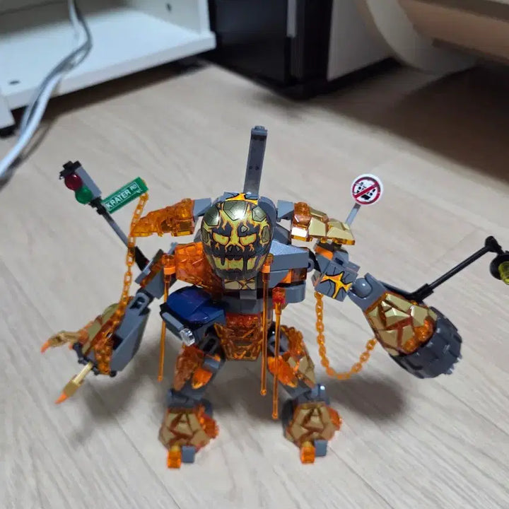 [BUNJANG] LEGO 76128 Marvel Spider-Man: Far From Home Molten Man / 레고 76128 마블 스파이더맨 파프롬홈 몰튼맨 판매합니다.