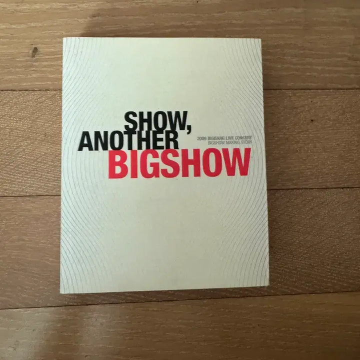 [BUNJANG] BIGBANG 2008 &amp; 2009 Big Show Photobook &amp; Pamphlet Bundle Set / 빅뱅 빅쇼 2008 포토북, 팜플렛 일괄