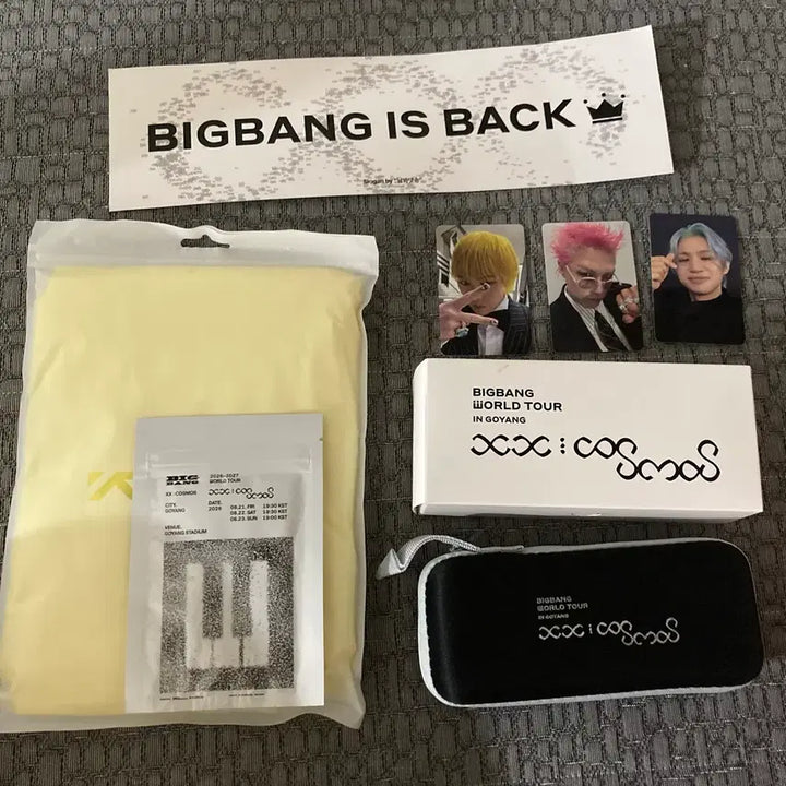 [BUNJANG] BIGBANG Membership Booth Special Edition Full Set (Photocard, Umbrella, Raincoat, Slogan, Cooling Patch) / 빅뱅 멤버십부스 특전(포카, 양우산, 우비, 슬로건, 쿨링패치)