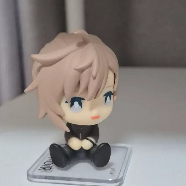 [BUNJANG] Nijisanji Kanae Kurohono Nijikotto Mini Figure (Damaged) / (하자O) 니지산지 쿠로노와 카나에 니지콧토 미니 피규어