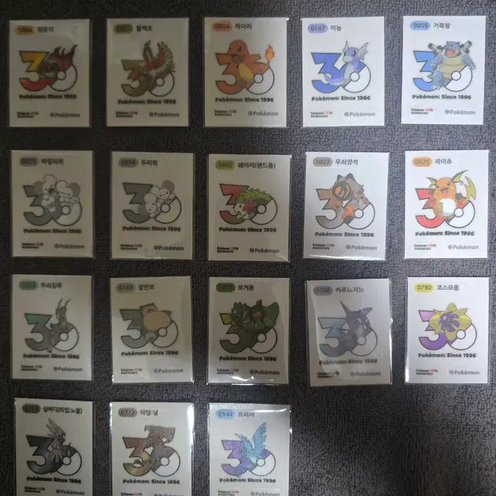 [BUNJANG] Pokemon 30th Anniversary New Logo Sticker Set / 포켓몬띠부씰 30주년 신상로고씰팜(상시재업)