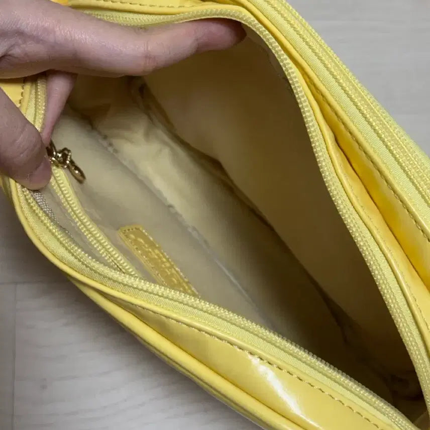 [BUNJANG] Hoochoo Cat Yellow Ita Bag / 후유네코 이타백 노랑 이타백