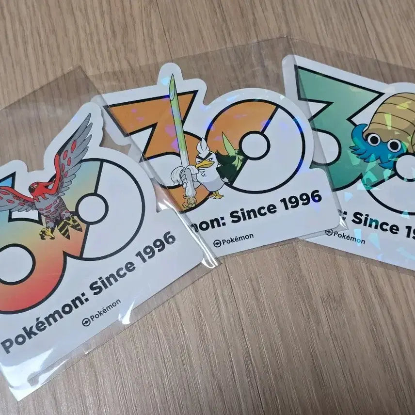[BUNJANG] Pokemon 30th Anniversary Logo Stickers - Fire, Flamigo, Kingambit / 포켓몬 30주년 로고 스티커 파이어로 창파나이트 암나이트