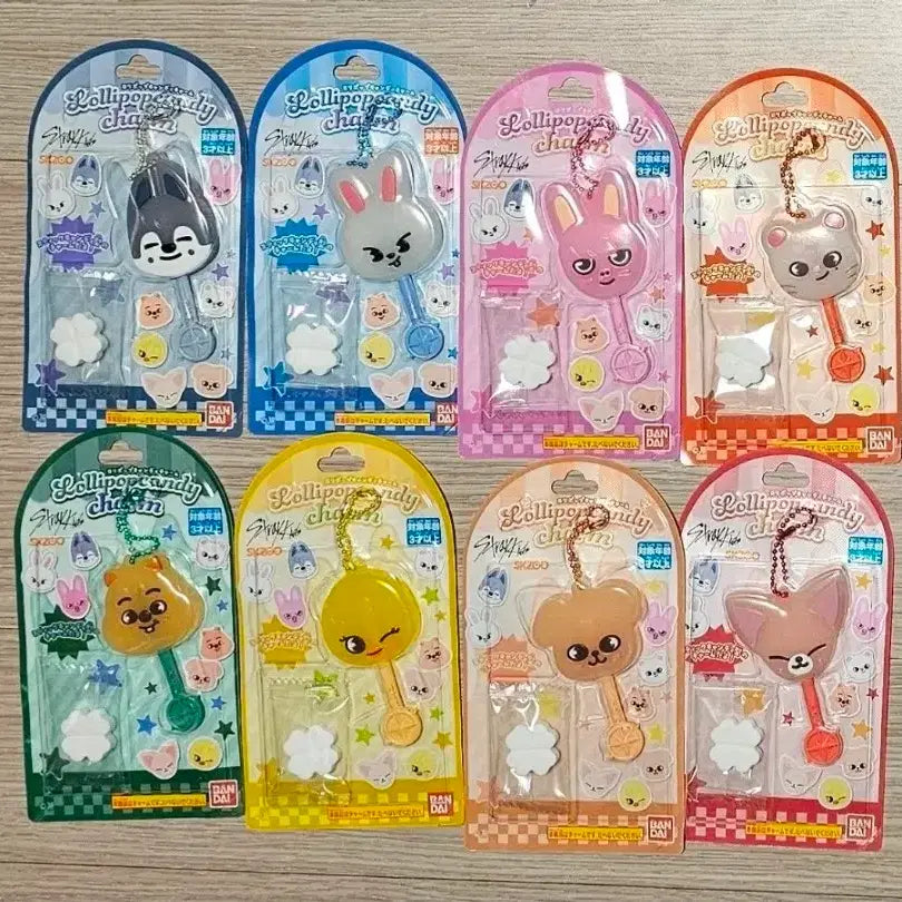 [BUNJANG] Stray Kids SKZoo Lollipop Candy Charms Set (Wolferchan, Leebit, Dwaekki, Jiniret, Hanquokka, Bbok Ari, Purikku, Fooca) / 세트] 스키주 롤리팝 캔디참 일본 스키즈 울프찬 리빗 돼끼 지니렛 한쿼카 뽁아리 퍼핌 폭시니 skzoo skz