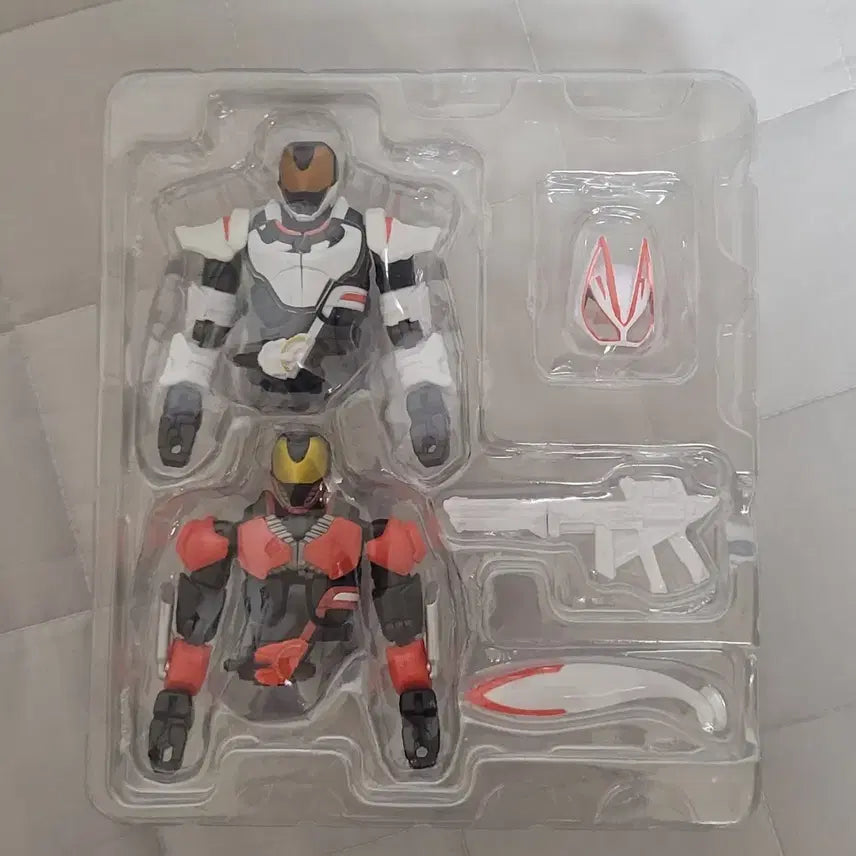 [BUNJANG] Kamen Rider Revice Action Figure / 가면라이더 리볼브 액션 피규어 판매