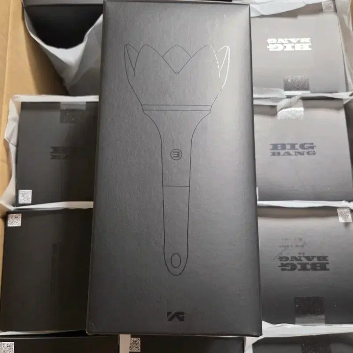 [BUNJANG] Bigbang 20th Anniversary Cosmos Lightstick / [콘서트장 직거래] 빅뱅 공식 응원봉 뱅봉 20주년 뱅봉 Bigbang light stick  New Bang Bong