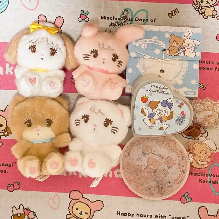 [BUNJANG] Qualia Mikko Character Plush Set / [일괄판매] QUALIA 미코 mikko 캐릭터즈 봉제인형 가챠, 샤카샤카키링, 메모지 세트, 집게