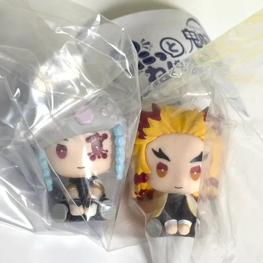 [BUNJANG] Demon Slayer: Kimetsu no Yaiba FDTTO Wind-up Gachapon Figures Set - Kyojuro Rengoku &amp; Tengen Uzui / 귀멸의 칼날 페탓토 태엽 네지마키 가챠 피규어 렌고쿠 쿄쥬로 우즈이 텐겐 세트