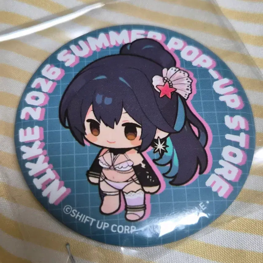 [BUNJANG] Nier: Automata Summer Pop-Up Commemorative Badge / 니케 여름팝업기념 뱃지