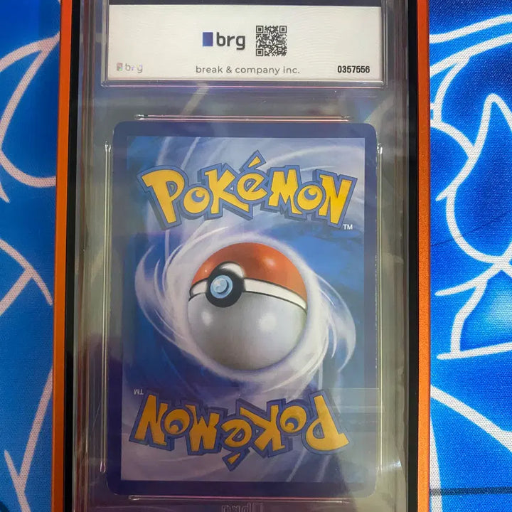 [BUNJANG] Pokemon Card 20th Anniversary Charizard ex Promo BRG Graded Card (Case Included) / 포켓몬카드 20주년 리자몽ex프로모 brg8등급카드(케이스포함)