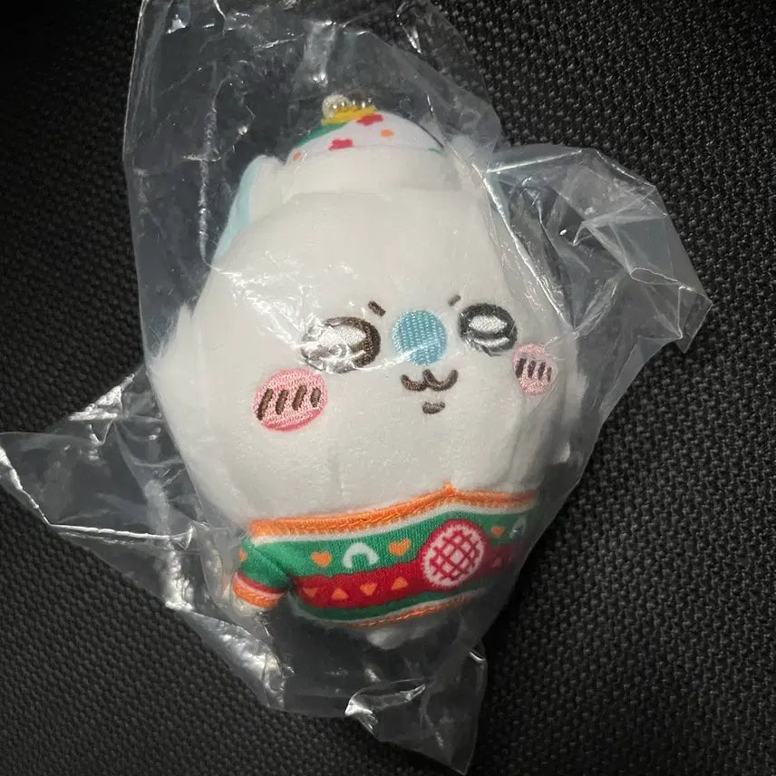 [BUNJANG] Chiikawa Christmas Kuji D Prize Momo-nga Mascot Plush / 치이카와 크리스마스 쿠지 D상 모몽가 마스코트 인형 세븐일레븐