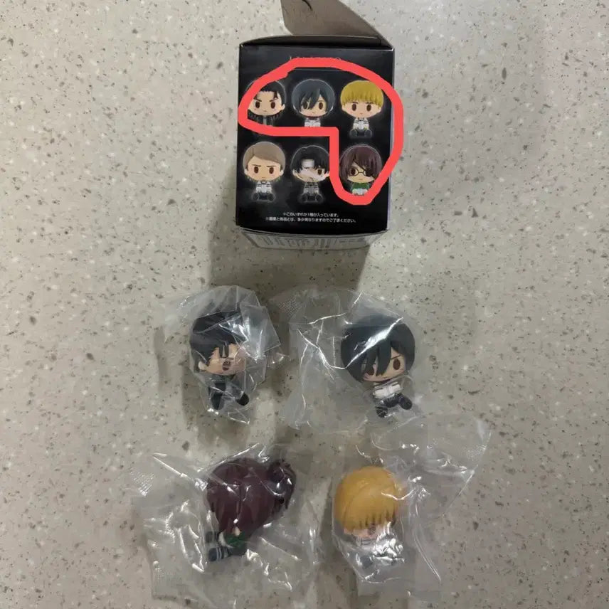 [BUNJANG] Attack on Titan Ichiban Kuji Chokonokko Figure Set - Eren, Mikasa, Hange, Armin / (일괄) 진격의 거인 진격거 제일복권 쿠지 H상 초코노코 에렌 미카사 한지 아르민