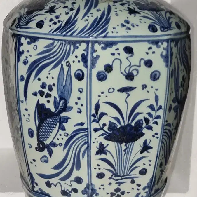 [BUNJANG] Blue and White Porcelain Freshwater Fish Octagonal Jar / 청화백자 담수 초어문 팔각유개 매병 높37지21 중국도자기 고도자 골통품