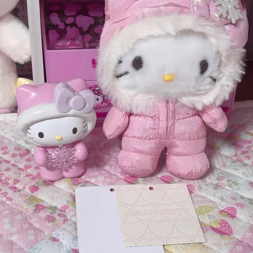 [BUNJANG] Sanrio Fuwa Fuwa Winter Padded Series Kitty Plush / 산리오 후와후와 겨울 패딩 시리즈 키티