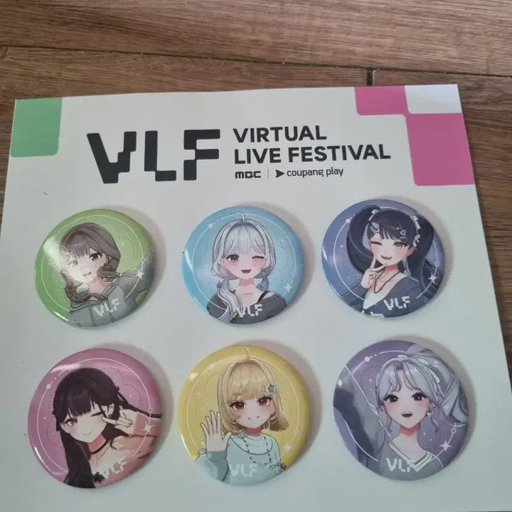 [BUNJANG] VLF Virtual Live Festival Badge 6-Piece Set / VLF 버추얼 라이브 페스티벌 뱃지 6종 세트 이세계 아이돌 앨범