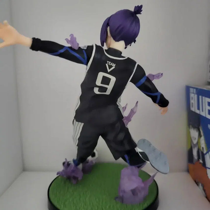 [BUNJANG] Blue Lock Mikage Reo Ichiban Kuji D Prize Figure (Opened) / 블루록 미카게 레오 제일복권 이치방쿠지 d상 피규어 개봉