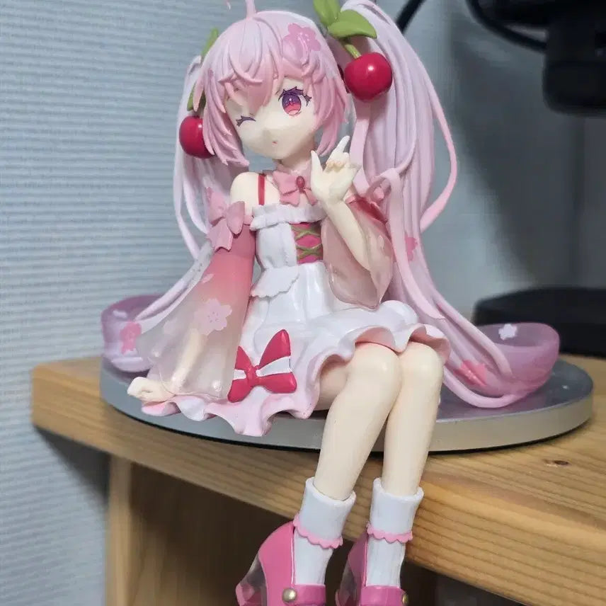 [BUNJANG] Sakura Miku Noodle Stopper Figure / 사쿠라미쿠 누들스토퍼