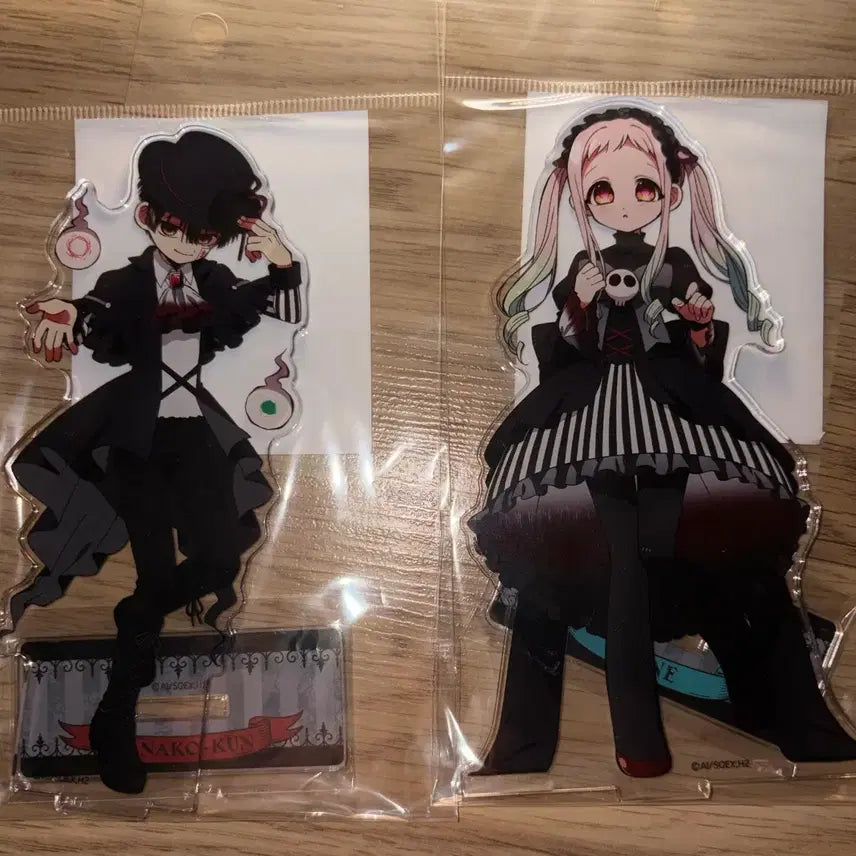 [BUNJANG] Jibaku Shonen Hanako-kun Gothic Style Acrylic Stand Set / 일괄)지박소년 하나코군 지하군 고딕 스타일 아크릴 스탠드 하나코 야시로 네네