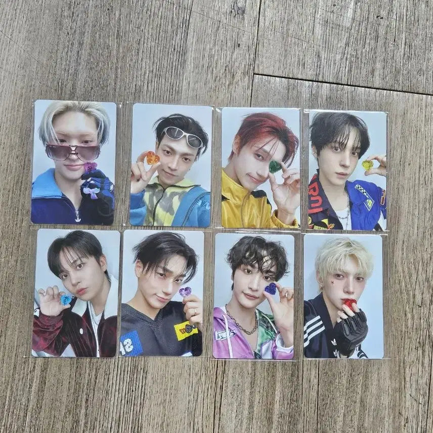 [BUNJANG] ATEEZ Anitiz In Color Popup MD 8 Photocard Set / 에이티즈 애니티즈 인 컬러 칼라 팝업 MD 10만원 이상 금액 특전 포카 포토카드 8장 세트 양도