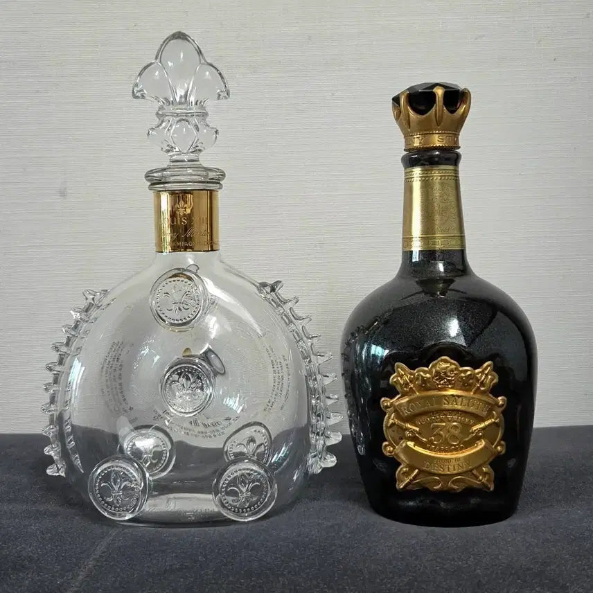 [BUNJANG] Royal Salute 38 Year Old Louis XIII Cognac Empty Bottle / 루이13세, 로얄살루트 위스키 공병