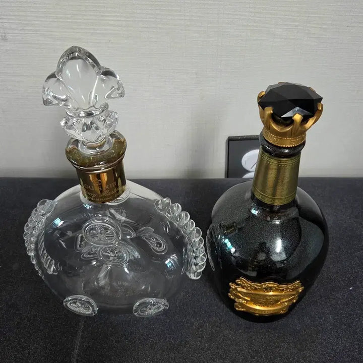 [BUNJANG] Royal Salute 38 Year Old Louis XIII Cognac Empty Bottle / 루이13세, 로얄살루트 위스키 공병