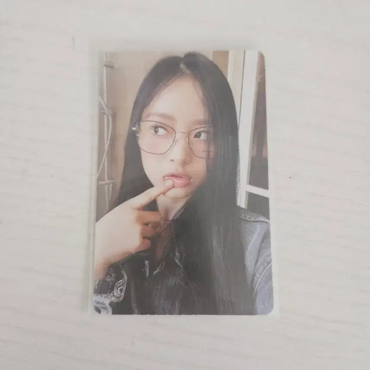 [BUNJANG] NewJeans Hanni Photocard / 뉴진스 하니 포토카드