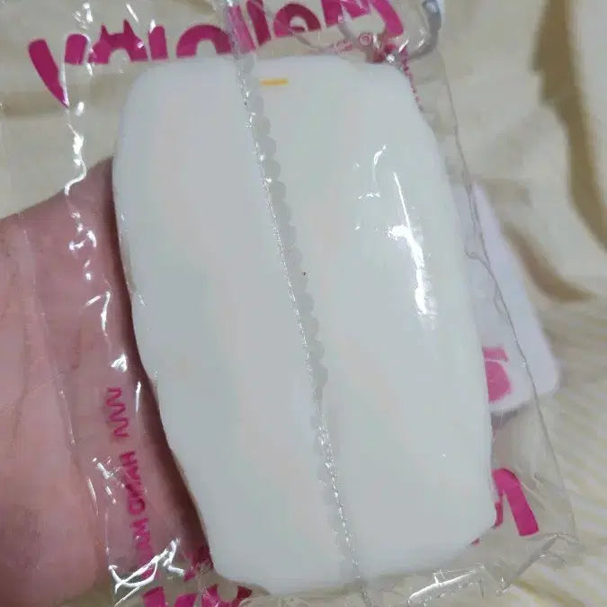 [BUNJANG] Mellojoy Kirimochi Plush / Mellojoy 멜로조이 키리모찌