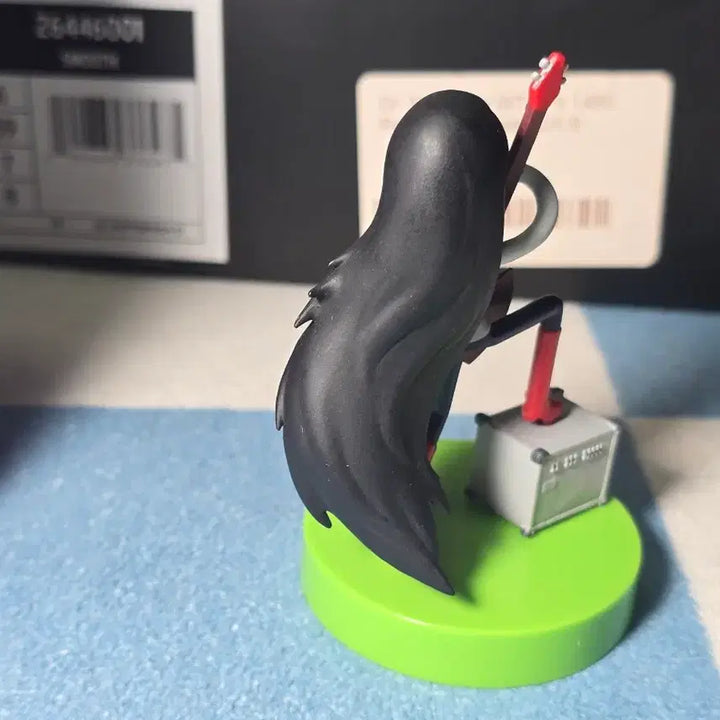 [BUNJANG] Adventure Time Marceline Tin Case Figure / 어드벤처타임 마르셀린 마셀린 틴케이스 피규어 버블검