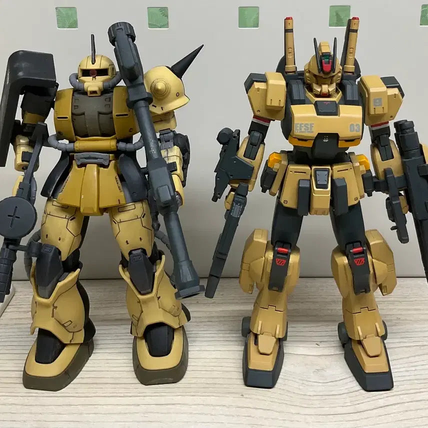 [BUNJANG] 1/144 Custom Painted Ez-8 &amp; The Origin Zaku Model Kit / 1/144 Ez-8/디오리진 자쿠 개조작