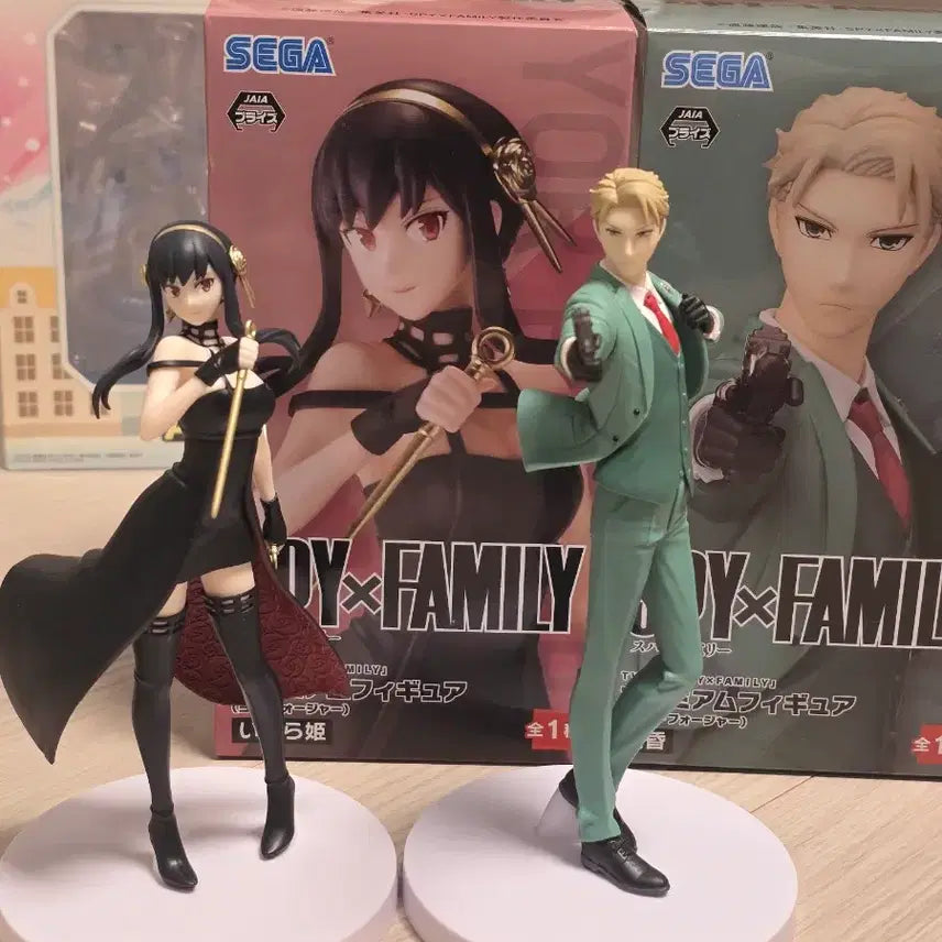 [BUNJANG] SPY x FAMILY Loid &amp; Yor Figure Bundle Set (Unsealed) / SPY FAMILY 로이드 요르 개봉 피규어 일괄