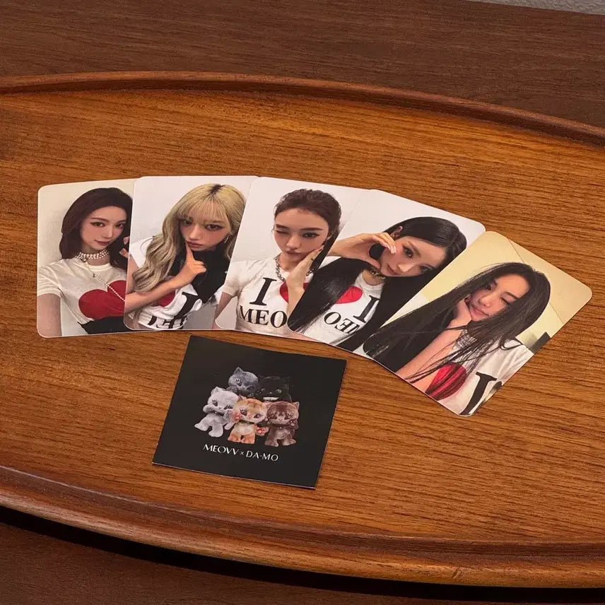 [BUNJANG] MEOVV MIOAO LA CAFE DAMO Photocard Set / 미야오 MEOVV LA CAFE DAMO 다모 카페 이벤트 포토카드 세트 양도