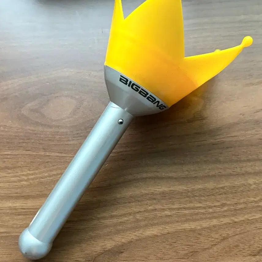[BUNJANG] BIGBANG G-Dragon Designed Lightstick (ver.1/ver.2) / 빅뱅 뱅봉 지드래곤 디자인 (ver1 or ver2)