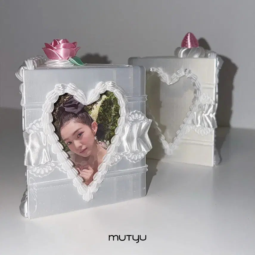 [BUNJANG] Ran Strawberry Rose Cream Cake Photocard Holder / Ran 딸기 장미 생크림 케이크 포토카드 포카 홀더