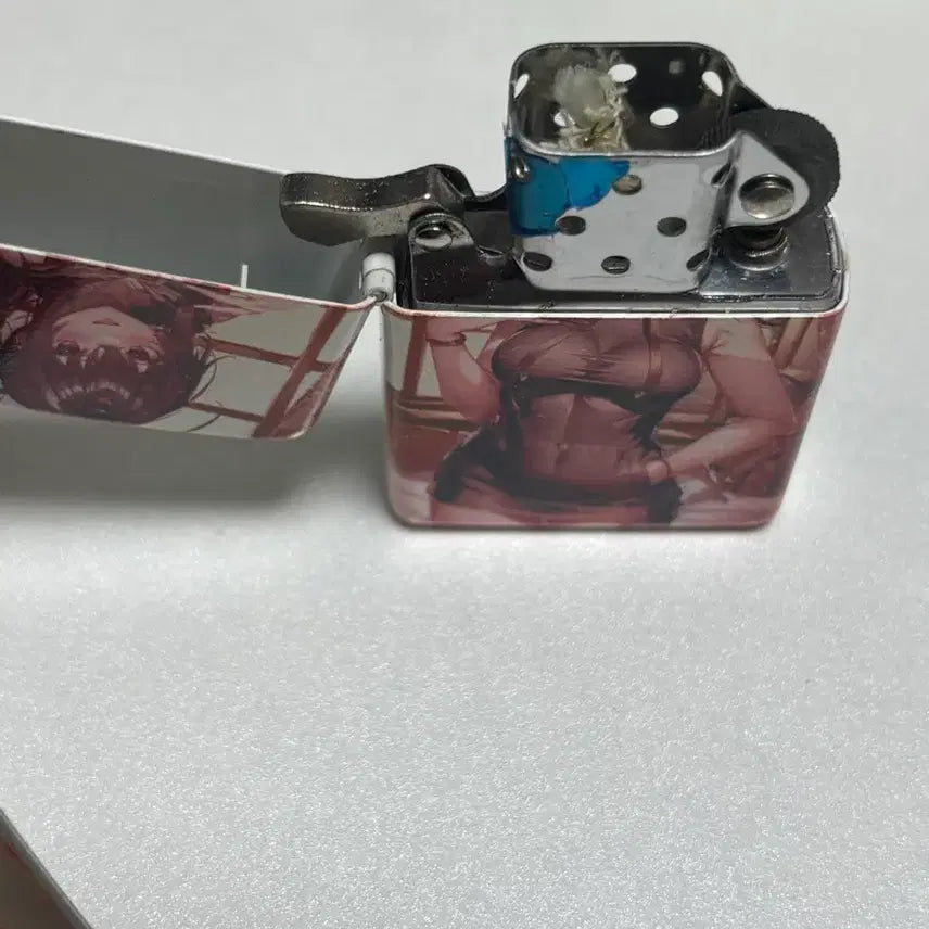[BUNJANG] S.T. Dupont Lighter with Illustration / 일러스트 듀퐁 라이터