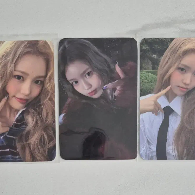 [BUNJANG] Sejeong Izna Special Edition Photocard Bundle Set / [3장일괄]이즈나 정세비 특전 판매