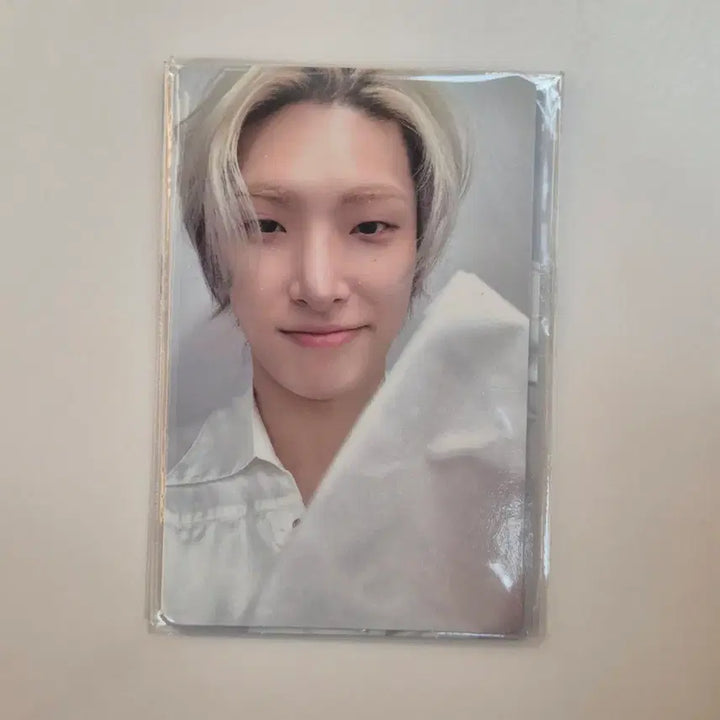 [BUNJANG] Ateez ANITEEZ In Dejavu Entrance Photocard Min Gi / 애니티즈 ANITEEZ 입장 포카 민기