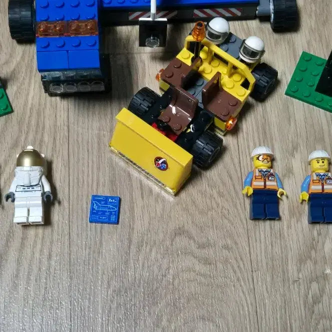 [BUNJANG] LEGO Old City 60080 Space Shuttle Port / (누락없음)레고 올드시티 60080 우주왕복선 포트
