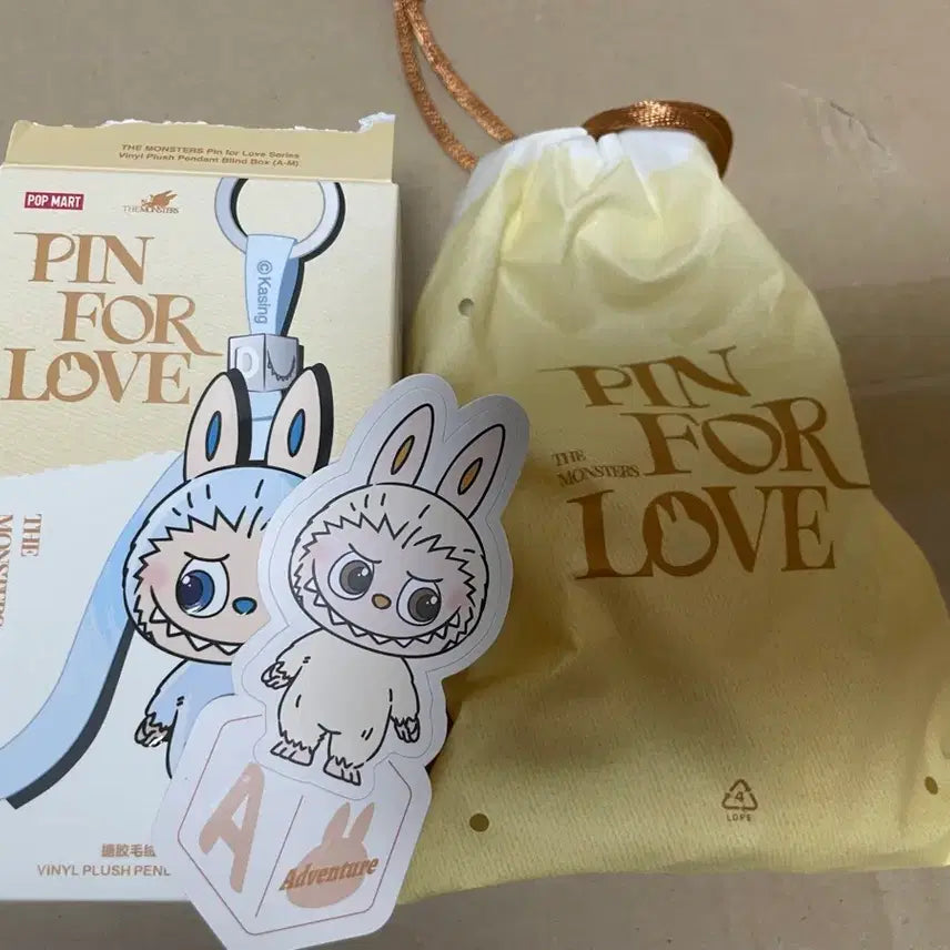 [BUNJANG] Pop Mart The Monsters Pin For Love Labubu Action Figure / POP MART 핀 포 러브 라부부
