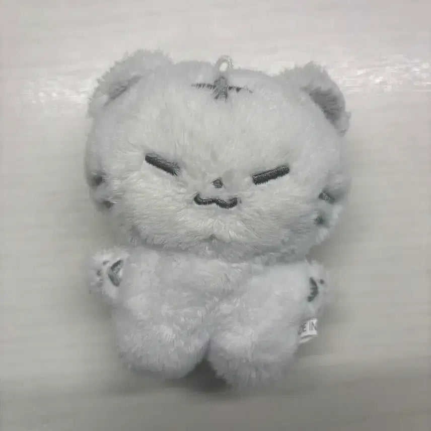 [BUNJANG] SEVENTEEN Hoshi Hozzi Plush / 세븐틴 호시 인형 호찌
