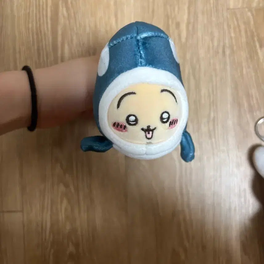 [BUNJANG] Usagi Shark Plush / 수족관 시리즈 우사기 상어 인형