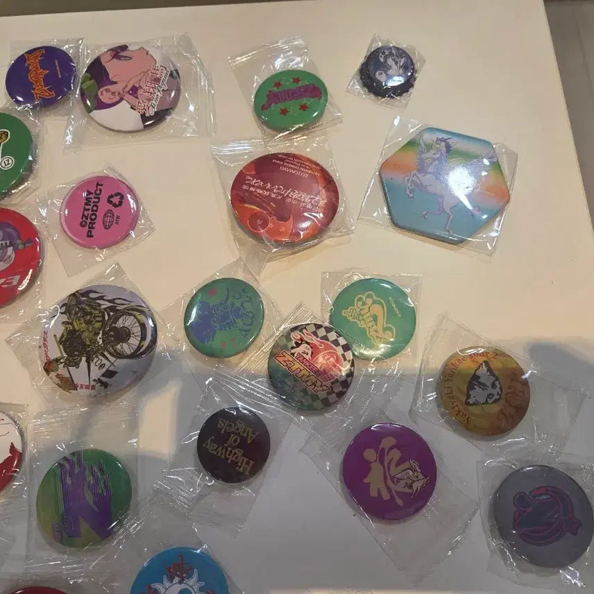 [BUNJANG] Zutto Mayo Badge &amp; Keyring Set / 즛토마요 배지, 키링