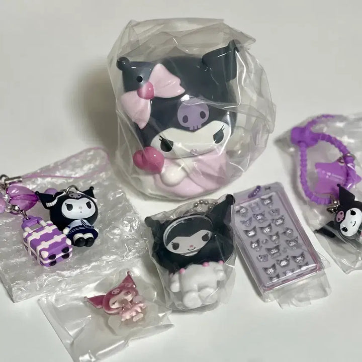 [BUNJANG] Sanrio Kuromi Gacha Keyring 6-Piece Set (Sealed) / 미개봉) 산리오 쿠로미 가챠 키링 6종세트 판매