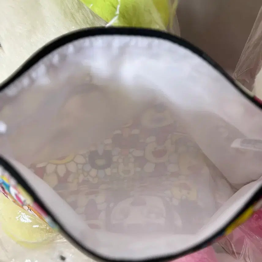 [BUNJANG] NewJeans x MURAKAMI Flower Pattern Pouch / NewJeans x MURAKAMI 패턴 파우치 (FLOWER)
