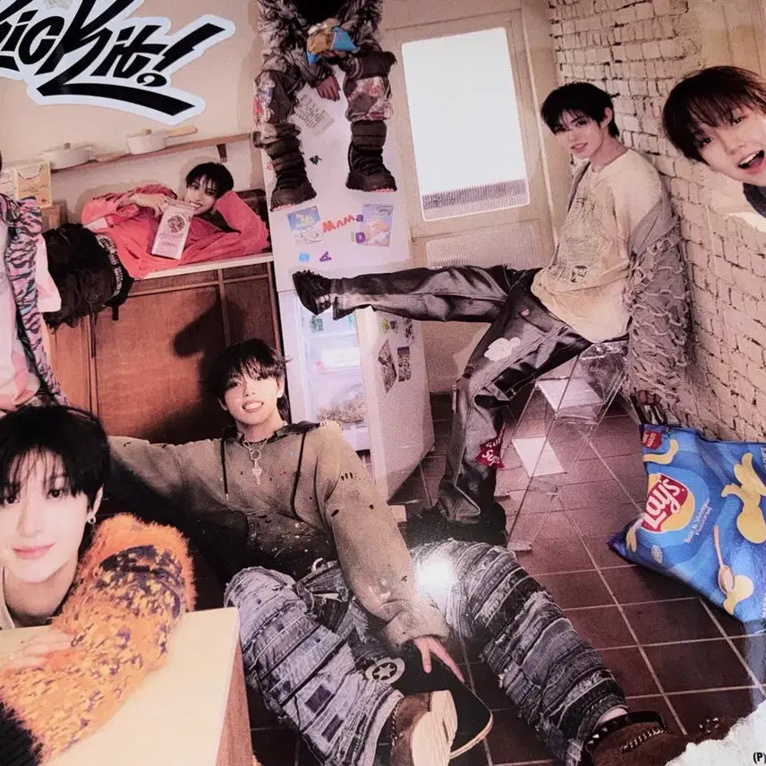 [BUNJANG] Kickflip Debut Poster Bundle Set / 킥플립 데뷔 포스터 3장 1집 이벤트 포스터 일괄