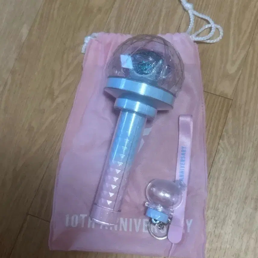 [BUNJANG] SEVENTEEN 10th Anniversary Carat Bong Lightstick / 세븐틴 응원봉 10주년 캐럿봉 양도