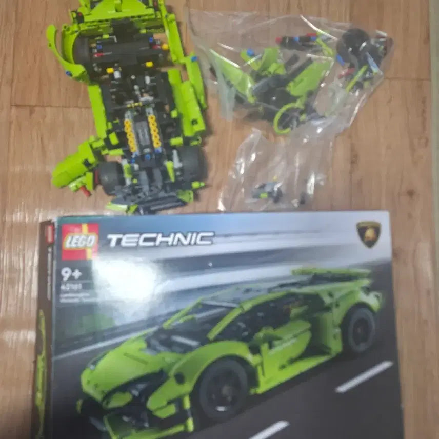 [BUNJANG] LEGO Technic Lamborghini Huracan / 레고 테크닉 람보르기니 우라칸