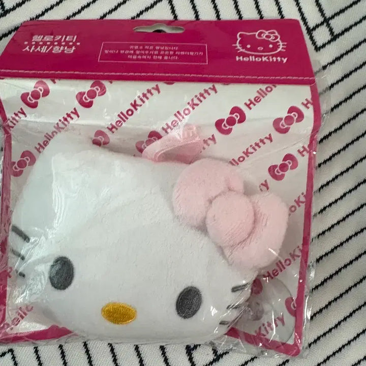 [BUNJANG] Sanrio Classic Hello Kitty Incense Pouch / 고전 헬로키티 산리오 정품 향낭